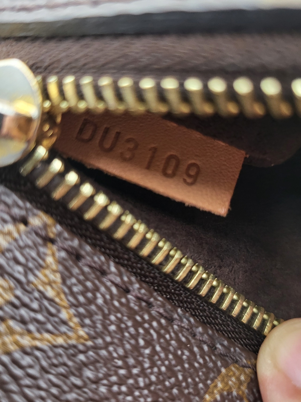 Louis Vuitton Brown Monogram Pochette Metis Crossbody Bag M44875, Authentic !! - Picture 11 of 16